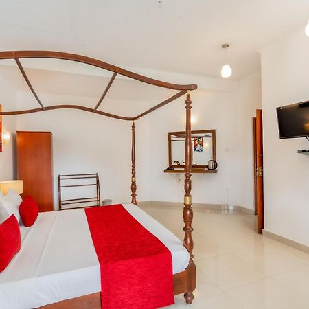 Kandy City Oasis Hotel ภายนอก รูปภาพ